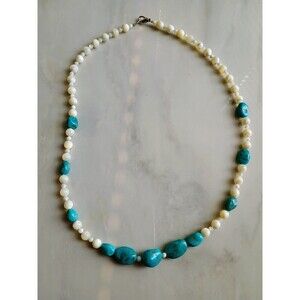 Vintage Turquoise Nugget & Mother of Pearl Bead Choker Necklace – 1960s/70s...